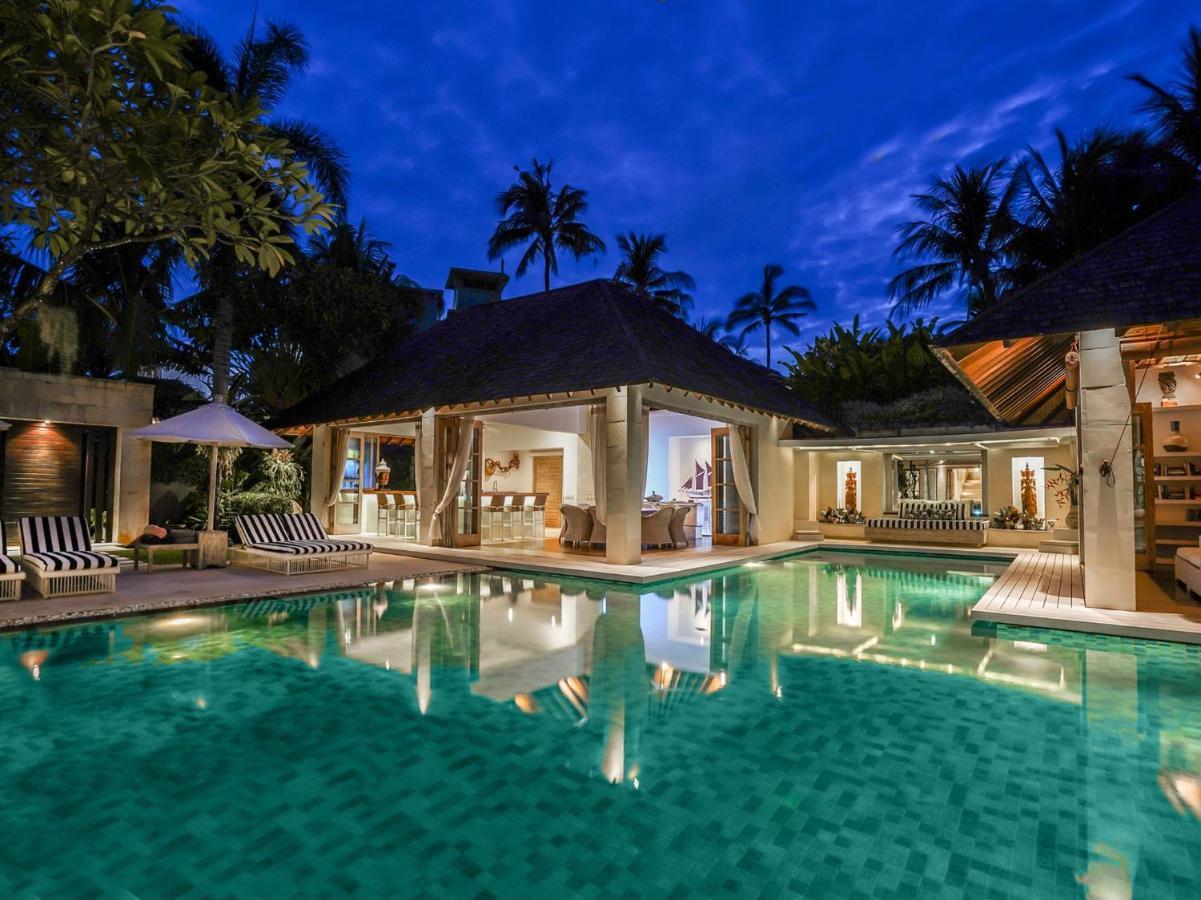 Villa Jajaliluna Seminyak  Exterior photo