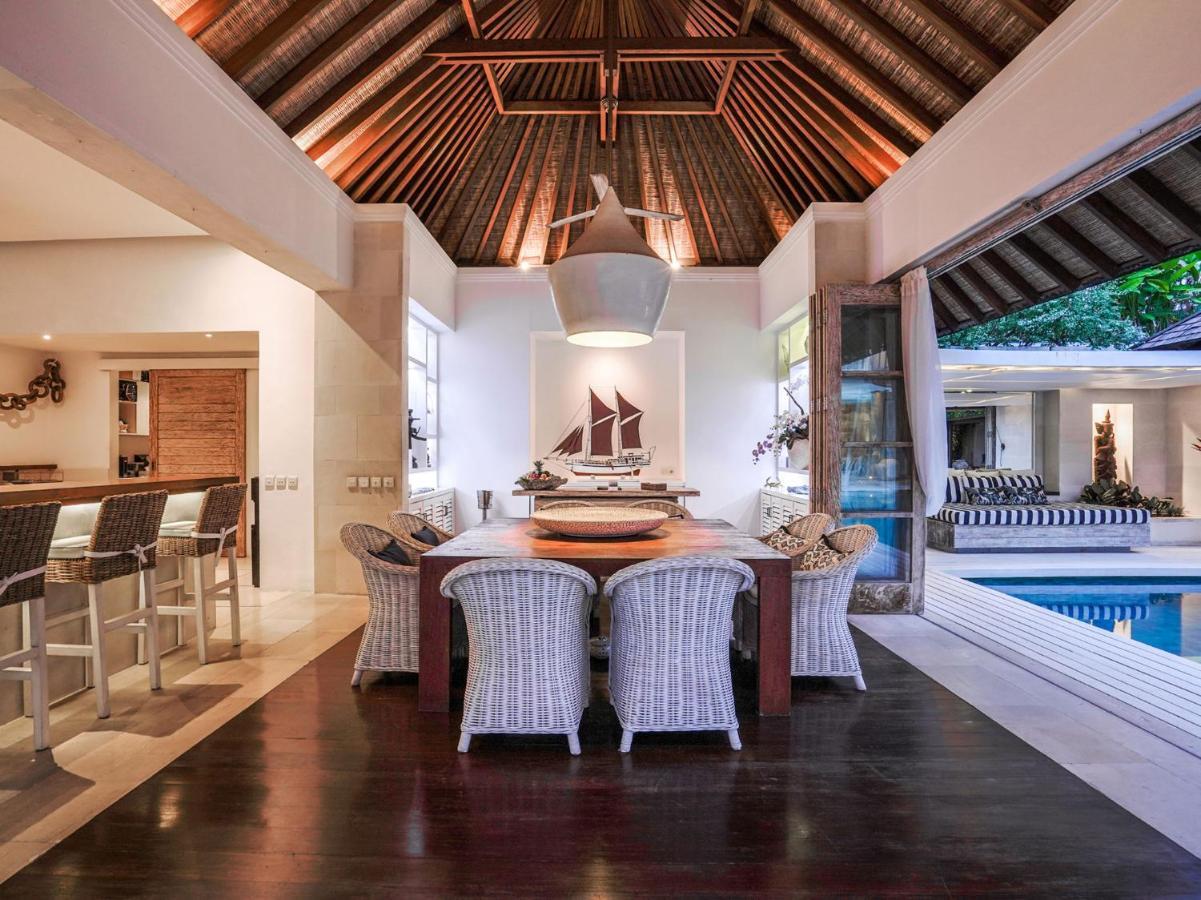 Villa Jajaliluna Seminyak  Exterior photo